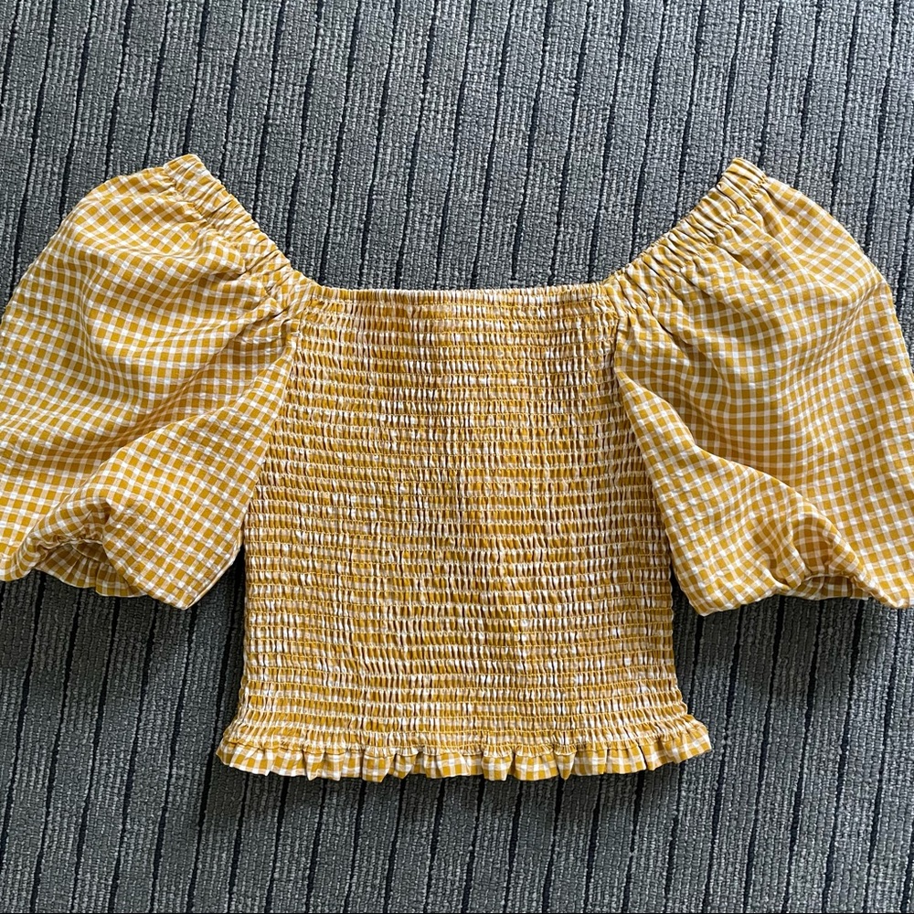 BB Dakota smocked gingham top